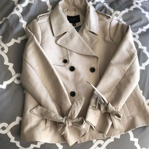 Banana Republic Factory cropped trench coat sz M